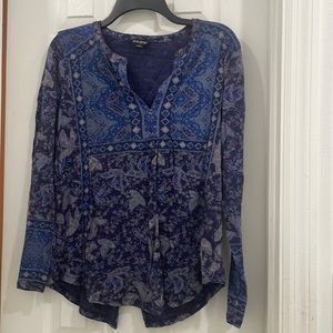 Lucky Brand long sleeve blue blouse size Small